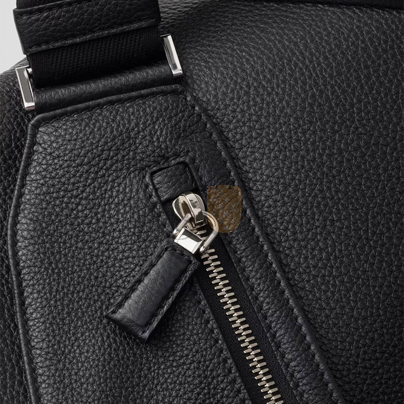 PRADA CROSS LEATHER BAG 2VZ092 (47.5*26.5*10cm) PRADA CROSS LEATHER BAG 2VZ092 (47.5*26.5*10cm)